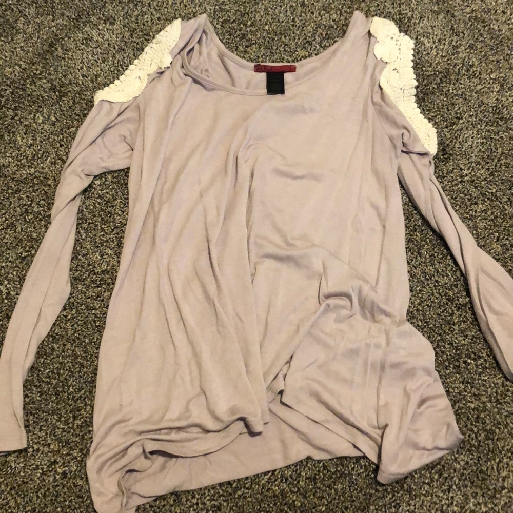 Cold shoulder top